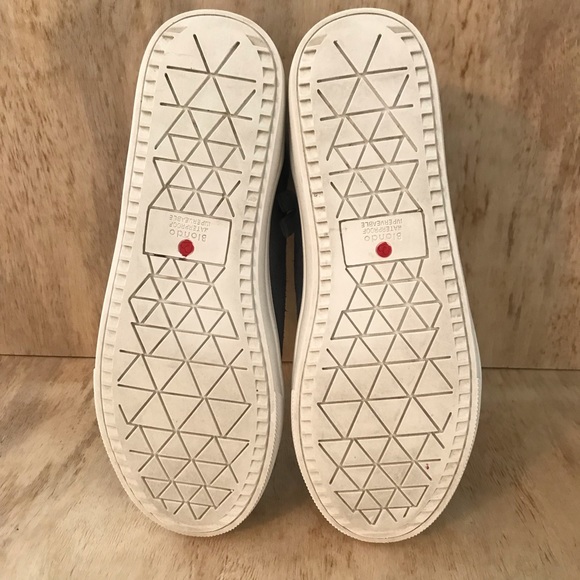 Blondo Genesis Women’s Gray Suede Waterproof Sneakers. Size: 7.5M - Picture 8 of 10